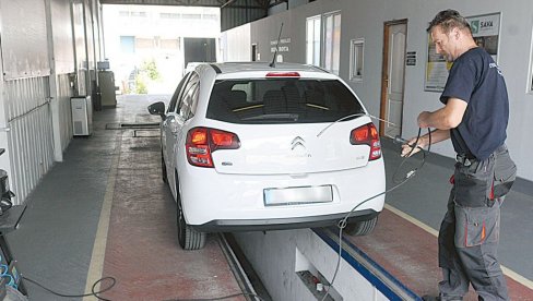 BEZ STROGIH PRAVILA NA TEHNIČKOM I POSLE 5. JULA: Vlasnici vozila ne treba da strahuju BEZ STROGIH PRAVILA NA TEHNIČKOM I POSLE 5. JULA: Vlasnici vozila ne treba da strahuju