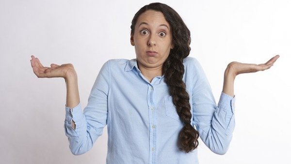 УДАРАЦ ЗА АНТИВАКСЕРЕ И ТЕОРЕТИЧАРЕ ЗАВЕРЕ: Ево зашто се метални предмети лепе за вакцинисане људе (ВИДЕО) УДАРАЦ ЗА АНТИВАКСЕРЕ И ТЕОРЕТИЧАРЕ ЗАВЕРЕ: Ево зашто се метални предмети лепе за вакцинисане људе (ВИДЕО)