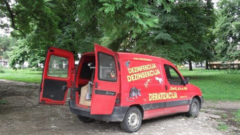 TRETMAN PRIOBALJA I JEZERA: Uništavanje komaraca u Dimitrovgradu TRETMAN PRIOBALJA I JEZERA: Uništavanje komaraca u Dimitrovgradu