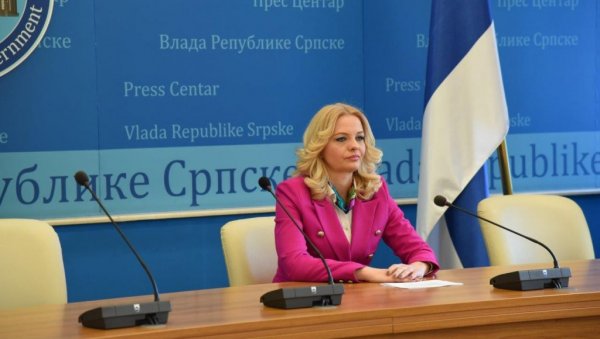 ОДЛУКА ВЛАДЕ РС: Бесплатни уџбеници за ученике од првог до четвртог разреда основних школа ОДЛУКА ВЛАДЕ РС: Бесплатни уџбеници за ученике од првог до четвртог разреда основних школа
