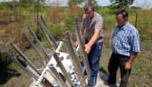 STIGLO JOŠ 100 RAKETA: Protivgradne stanice na teritoriji Leskovca dobile opremu STIGLO JOŠ 100 RAKETA: Protivgradne stanice na teritoriji Leskovca dobile opremu