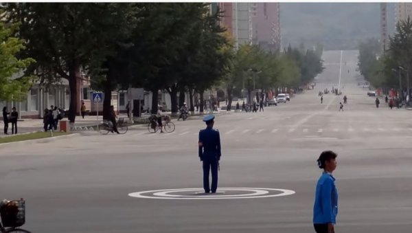 НЕСТАШИЦА ХРАНЕ И УГРОЖЕНА ЉУДСКА ПРАВА: Драматичан утицај санкција на народ Северне Кореје НЕСТАШИЦА ХРАНЕ И УГРОЖЕНА ЉУДСКА ПРАВА: Драматичан утицај санкција на народ Северне Кореје