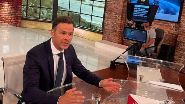 МАЛИ НАЈАВИО: Нова помоћ грађанима и привреди - По први пут минималац у Србији иде на 300 евра МАЛИ НАЈАВИО: Нова помоћ грађанима и привреди - По први пут минималац у Србији иде на 300 евра