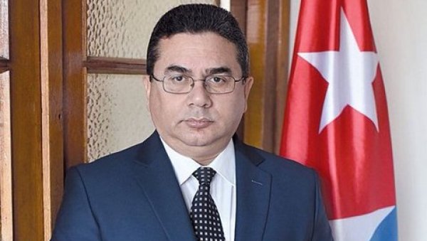 КУБАНСКИ АМБАСАДОР: Свака војна интервенција на Куби била би нови Вијетнам КУБАНСКИ АМБАСАДОР: Свака војна интервенција на Куби била би нови Вијетнам