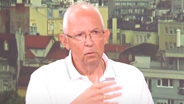 ДОБАЦУЈУ МИ НА УЛИЦИ, ТО МЕ НАЈВИШЕ ПОГАЂА: Др Кон одговорио свим критичарима - То нису мућке и није завера! ДОБАЦУЈУ МИ НА УЛИЦИ, ТО МЕ НАЈВИШЕ ПОГАЂА: Др Кон одговорио свим критичарима - То нису мућке и није завера!