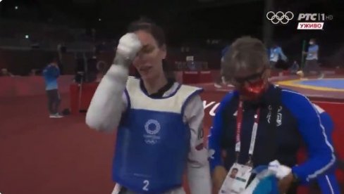 TRI PRSTA I SUZE NA LICU: Ovako je Tijana Bogdanović proslavila pobedu! TRI PRSTA I SUZE NA LICU: Ovako je Tijana Bogdanović proslavila pobedu!