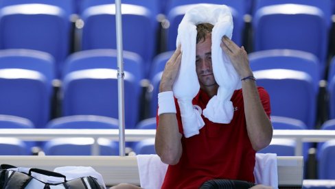 ŠOK ZA RUSE: Ispali Medvedev, Rubljov, Karacev i Hačanov ŠOK ZA RUSE: Ispali Medvedev, Rubljov, Karacev i Hačanov