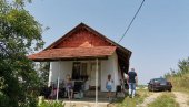 СРНДАЋ ОДСТРЕЉЕН ОКО 20 САТИ У САНИТАРНОМ ЛОВУ: Животиња убијена након напада на мештане СРНДАЋ ОДСТРЕЉЕН ОКО 20 САТИ У САНИТАРНОМ ЛОВУ: Животиња убијена након напада на мештане