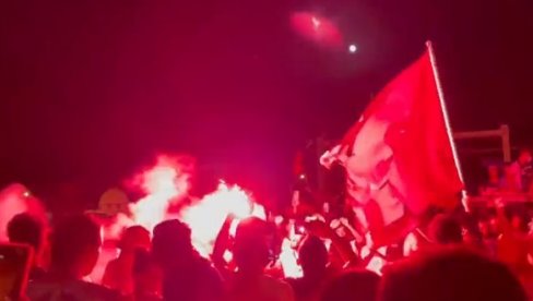 PUČ NA DEMOKRATIJU: Snimci sa protesta u Tunisu obišli svet - situacija sve dramatičnija (VIDEO) PUČ NA DEMOKRATIJU: Snimci sa protesta u Tunisu obišli svet - situacija sve dramatičnija (VIDEO)