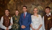 ХЛЕБ ОД НОВОГ ЖИТА КАО СИМБОЛ ЖИВОТА: У Сомбору одржана традиционална Дужионица ХЛЕБ ОД НОВОГ ЖИТА КАО СИМБОЛ ЖИВОТА: У Сомбору одржана традиционална Дужионица