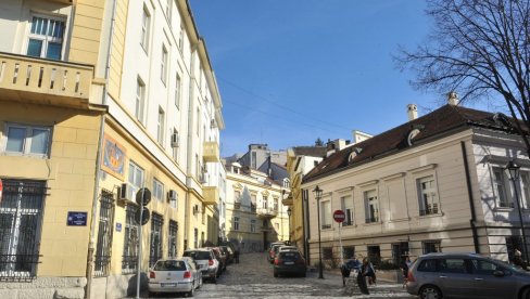 NASILJEM PROTIV SRBIJE: Kosančićev venac obnovljen i uređen (VIDEO) NASILJEM PROTIV SRBIJE: Kosančićev venac obnovljen i uređen (VIDEO)