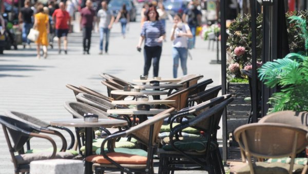 ТОК ИМУНИЗАЦИЈЕ НА ТЕРИТОРИЈИ КРАЉЕВА: Обе дозе примило 44 003 грађана ТОК ИМУНИЗАЦИЈЕ НА ТЕРИТОРИЈИ КРАЉЕВА: Обе дозе примило 44 003 грађана