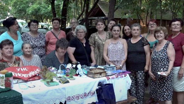 ИЗБОР ЗА НАЈБОЉУ БАНАТСКУ ПОГАЧУ: У селу Јасеново ширили се мириси домаће кухиње ИЗБОР ЗА НАЈБОЉУ БАНАТСКУ ПОГАЧУ: У селу Јасеново ширили се мириси домаће кухиње