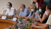 КРИЗНИ ШТАБ ДОНЕО ОДЛУКУ: Трећа доза препоручена за одређене групе грађана КРИЗНИ ШТАБ ДОНЕО ОДЛУКУ: Трећа доза препоручена за одређене групе грађана