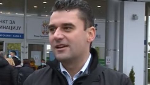 ПОЧЕЛО ЈЕ... Огласио се српски новинар против кога је Ћамил Дураковић поднео срамну кривичну пријаву због раскринкавања мита о Сребреници ПОЧЕЛО ЈЕ... Огласио се српски новинар против кога је Ћамил Дураковић поднео срамну кривичну пријаву због раскринкавања мита о Сребреници