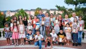 УГОСТИО ДЕЦУ У СВОМ ДОМУ! Градоначелник Бањалуке брине о вишечланим породицама УГОСТИО ДЕЦУ У СВОМ ДОМУ! Градоначелник Бањалуке брине о вишечланим породицама