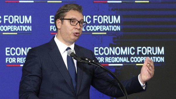 ВУЧИЋ НА ПОТПИСИВАЊУ ОТВОРЕНОГ БАЛКАНА У СКОПЉУ: Будућност ће показати ко је био одговоран ВУЧИЋ НА ПОТПИСИВАЊУ ОТВОРЕНОГ БАЛКАНА У СКОПЉУ: Будућност ће показати ко је био одговоран