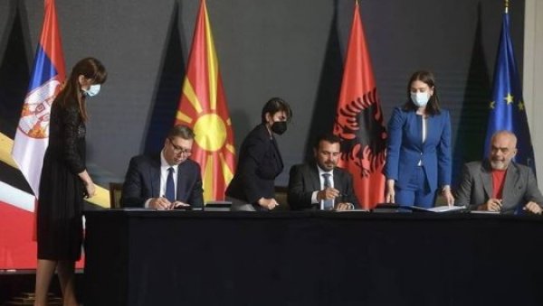 ВУЧИЋ ИЗ СКОПЉА О ОТВОРЕНОМ БАЛКАНУ: То је иницијатива која нам доноси економски раст, сигурност и стабилност (ВИДЕО) ВУЧИЋ ИЗ СКОПЉА О ОТВОРЕНОМ БАЛКАНУ: То је иницијатива која нам доноси економски раст, сигурност и стабилност (ВИДЕО)