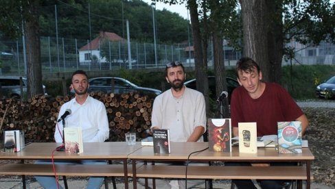 СЕЛУ У ПОХОДЕ: Културна сцена угљевика СЕЛУ У ПОХОДЕ: Културна сцена угљевика