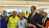 ВУЧИЋ У ВЕЛИКОЈ ПЛАНИ: Гасовод је жила куцавица, поносан сам на компресорску станицу (ФОТО/ВИДЕО) ВУЧИЋ У ВЕЛИКОЈ ПЛАНИ: Гасовод је жила куцавица, поносан сам на компресорску станицу (ФОТО/ВИДЕО)