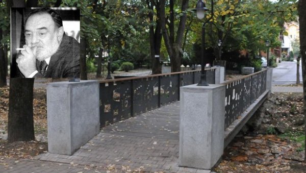 СТАТУА БАТИ СТОЈКОВИЋУ: Врњачка Бања не заборавља великог глумца и драгог госта СТАТУА БАТИ СТОЈКОВИЋУ: Врњачка Бања не заборавља великог глумца и драгог госта