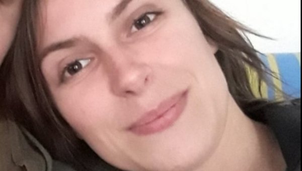 ПОТРЕСНА ОБЈАВА МАЈКЕ НЕСТАЛЕ ДЕВОЈКЕ: Не јављају ми ништа о њој ПОТРЕСНА ОБЈАВА МАЈКЕ НЕСТАЛЕ ДЕВОЈКЕ: Не јављају ми ништа о њој