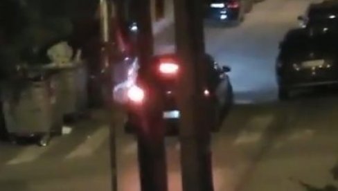 KO SVE DANAS VOZI? Bahati snimak sa Vračara šokirao Beograđane (VIDEO) KO SVE DANAS VOZI? Bahati snimak sa Vračara šokirao Beograđane (VIDEO)