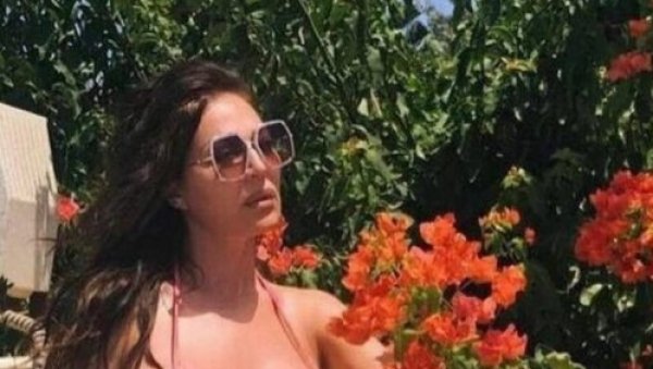 ИМАМ МОГУЋНОСТ ИЗБОРА: Цеца отворено о односу са децом и кућним пословима ИМАМ МОГУЋНОСТ ИЗБОРА: Цеца отворено о односу са децом и кућним пословима