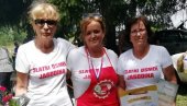 ZLATNA MEDALJA: Jagodinsko udruženje „Slatki osmeh“ pobednik Paprikašijade u Lugavčini ZLATNA MEDALJA: Jagodinsko udruženje „Slatki osmeh“ pobednik Paprikašijade u Lugavčini