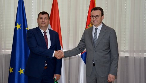 DIREKTOR KANCELARIJE ZA KIM RAZGOVARAO SA MAĐARSKIM AMBASADOROM: Predočio položaj srpskog naroda na Kosovu i stanje dijaloga sa Prištinom DIREKTOR KANCELARIJE ZA KIM RAZGOVARAO SA MAĐARSKIM AMBASADOROM: Predočio položaj srpskog naroda na Kosovu i stanje dijaloga sa Prištinom