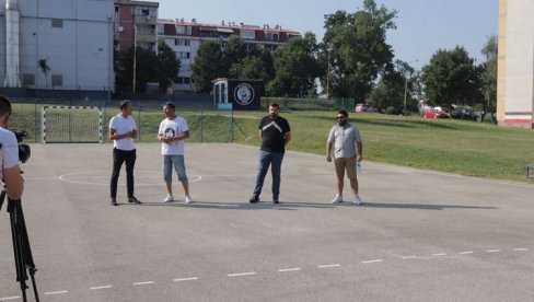 BAGREMAR DOBIO IGRALIŠTE: Novine u Kragujevcu - Uloženo pola miliona dinara BAGREMAR DOBIO IGRALIŠTE: Novine u Kragujevcu - Uloženo pola miliona dinara