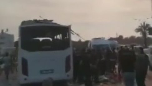 ТЕШКА САОБРАЋАЈНА НЕСРЕЋА У ТУРСКОЈ: Преврнуо се аутобус са руским туристима, троје страдало, петоро повређено (ВИДЕО) ТЕШКА САОБРАЋАЈНА НЕСРЕЋА У ТУРСКОЈ: Преврнуо се аутобус са руским туристима, троје страдало, петоро повређено (ВИДЕО)