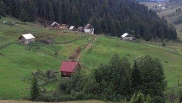 ДРАМА У БАРИЦАМА: Ватра прети кућама на подручју Бијелог Поља ДРАМА У БАРИЦАМА: Ватра прети кућама на подручју Бијелог Поља