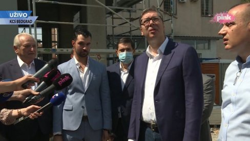 ВУЧИЋ У КЛИНИЧКОМ ЦЕНТРУ СРБИЈЕ: Хвала вам - Изгледаће као свемирски брод (ФОТО, ВИДЕО) ВУЧИЋ У КЛИНИЧКОМ ЦЕНТРУ СРБИЈЕ: Хвала вам - Изгледаће као свемирски брод (ФОТО, ВИДЕО)