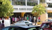 TREBINJCI ŽELE DA SE VAKCINIŠU: Dom zdravlja organizovao masovnu revakcinaciju TREBINJCI ŽELE DA SE VAKCINIŠU: Dom zdravlja organizovao masovnu revakcinaciju