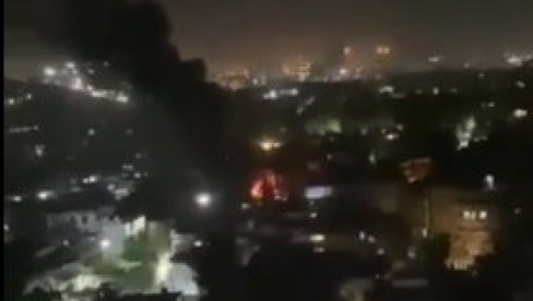 AUTOBOMBA IZAZVALA EKSPLOZIJU? Najmanje šest povređenih u stravičnoj eksploziji u centru Kabula (VIDEO) AUTOBOMBA IZAZVALA EKSPLOZIJU? Najmanje šest povređenih u stravičnoj eksploziji u centru Kabula (VIDEO)