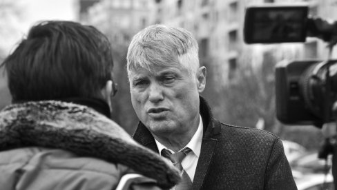 ЛАЗАНСКИ ЋЕ БИТИ САХРАЊЕН У АЛЕЈИ ЗАСЛУЖНИХ ГРАЂАНА: Последњи испраћај у петак у 13 часова на Новом гробљу ЛАЗАНСКИ ЋЕ БИТИ САХРАЊЕН У АЛЕЈИ ЗАСЛУЖНИХ ГРАЂАНА: Последњи испраћај у петак у 13 часова на Новом гробљу