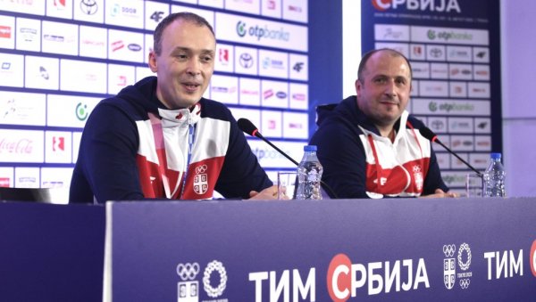 СЕБИЋ СТИГАО У ДОМОВИНУ: Велика је част представљати Србију! СЕБИЋ СТИГАО У ДОМОВИНУ: Велика је част представљати Србију!