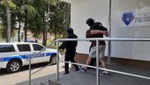 AKCIJA POLICIJE U BANJALUCI: Uhapšeni i saradnici odbeglog Kavčanina (VIDEO) AKCIJA POLICIJE U BANJALUCI: Uhapšeni i saradnici odbeglog Kavčanina (VIDEO)
