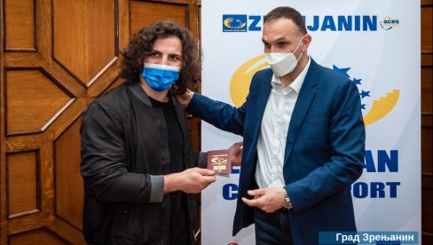 23 OLIMPIJSKA MEDALJA ZA ZRENJANIN: Gradonačelnik čestitao Zurabu Datunašviliju 23 OLIMPIJSKA MEDALJA ZA ZRENJANIN: Gradonačelnik čestitao Zurabu Datunašviliju