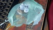 ХАПШЕЊЕ У КРУШЕВЦУ: У стану откривена дрога, осумњичени иза решетака ХАПШЕЊЕ У КРУШЕВЦУ: У стану откривена дрога, осумњичени иза решетака