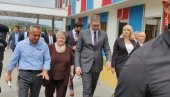 ВУЧИЋ У ВЛАДИЧИНОМ ХАНУ: Сутра крећу интервјуи- 250 људи се одмах запошљава (ВИДЕО, ФОТО) ВУЧИЋ У ВЛАДИЧИНОМ ХАНУ: Сутра крећу интервјуи- 250 људи се одмах запошљава (ВИДЕО, ФОТО)