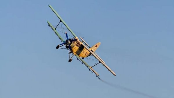 ИНВАЗИЈА КОМАРАЦА У БЕОГРАДУ: Вечерас и сутра запрашивање на најмање осам локација ИНВАЗИЈА КОМАРАЦА У БЕОГРАДУ: Вечерас и сутра запрашивање на најмање осам локација