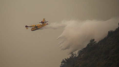 BESNE POŽARI: Gust dim se širi nad čuvenim letovalištem u Turskoj, vatra buknula nedaleko od aerodroma (FOTO) BESNE POŽARI: Gust dim se širi nad čuvenim letovalištem u Turskoj, vatra buknula nedaleko od aerodroma (FOTO)
