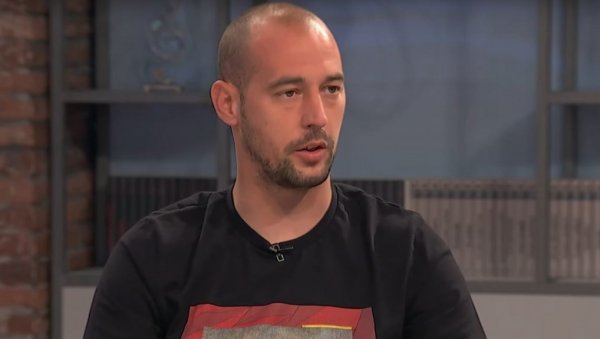 НЕСВАКИДАШЊЕ ПРЕКИНУТА САРАДЊА! Милан Борјан више није голман ФК Црвена звезда, ево како је до раскида дошло НЕСВАКИДАШЊЕ ПРЕКИНУТА САРАДЊА! Милан Борјан више није голман ФК Црвена звезда, ево како је до раскида дошло