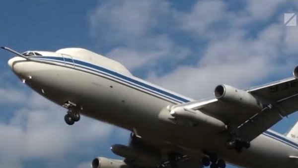 КИНЕСКИ МЕДИЈИ ОЦЕЊУЈУ: Руски авион „Судњег дана“ спречиће катастрофу (ВИДЕО) КИНЕСКИ МЕДИЈИ ОЦЕЊУЈУ: Руски авион „Судњег дана“ спречиће катастрофу (ВИДЕО)