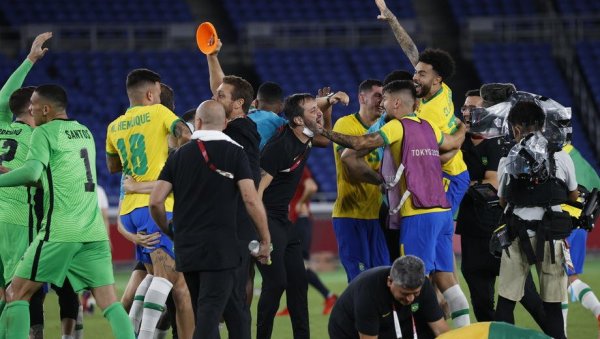 ОЛИМПИЈСКЕ ИГРЕ: Бразилци против Шпаније одбранили злато у фудбалу! ОЛИМПИЈСКЕ ИГРЕ: Бразилци против Шпаније одбранили злато у фудбалу!