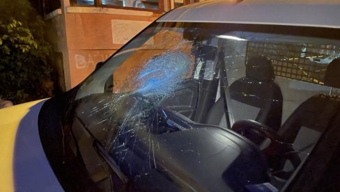 НА ВОЖДОВЦУ НАПАЛИ ДВЕ ЕКИПЕ ЧИСТОЋЕ: Непознати суграђани у петак увече оштетили два возила комуналног предузећа за прскање комараца НА ВОЖДОВЦУ НАПАЛИ ДВЕ ЕКИПЕ ЧИСТОЋЕ: Непознати суграђани у петак увече оштетили два возила комуналног предузећа за прскање комараца