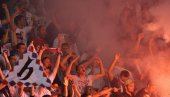 NEKA SVAKO DETE MRZI PARTIZAN: Skandal u Splitu! Hrvati žestoko udarili na Srbe NEKA SVAKO DETE MRZI PARTIZAN: Skandal u Splitu! Hrvati žestoko udarili na Srbe