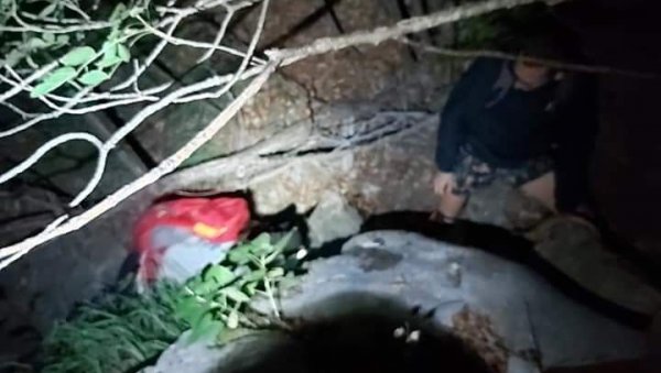 КРАЈ ДРАМЕ У ЦРНОЈ ГОРИ: Спашено двоје планинара КРАЈ ДРАМЕ У ЦРНОЈ ГОРИ: Спашено двоје планинара
